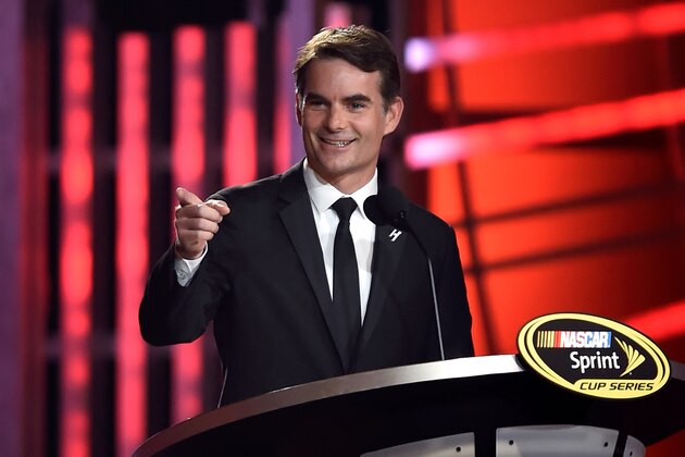 LAS VEGAS, NV - DECEMBER 05:  Jeff Gordon speaks during the 2014 NASCAR Sprint Cup Series Awards at Wynn Las Vegas on December 5, 2014 in Las Vegas, Nevada.  (Photo by Ethan Miller/Getty Images)