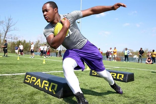 Lanard Fournette Could Give LSU Another Dangerous Offensive Weapon