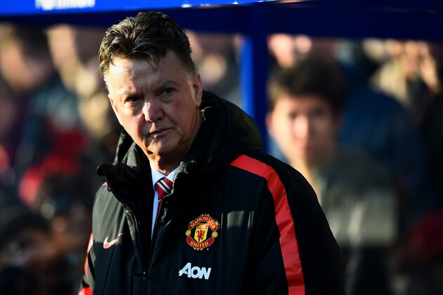 LONDON, ENGLAND - JANUARY 17:  Louis van Gaal, manager of Manchester United looks on before the Barclays Premier League match between Queens Park Rangers and Manchester United at Loftus Road on January 17, 2015 in London, England.  (Photo by Mike Hewitt/Getty Images)