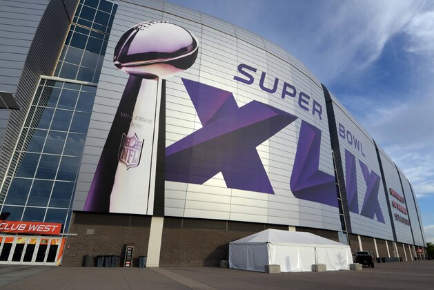 Jan 23, 2015; Glendale, AZ, USA; General view of University of Phoenix Stadium in advance of Super Bowl XLIX between the Seattle Seahawks and the New England Patriots. Mandatory Credit: Kirby Lee-USA TODAY Sports