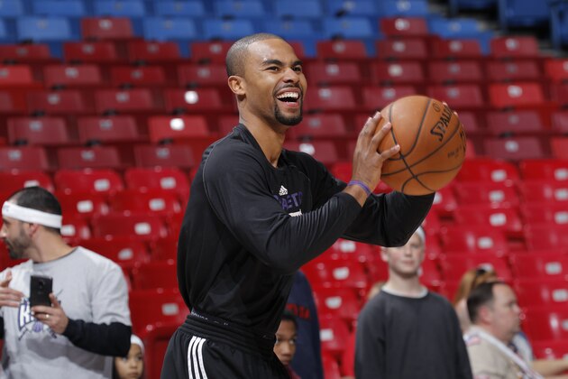 SACRAMENTO, CA - JANUARY 16: Ramon Sessions #9 of the Sacramento Kings warms up against the Miami Heat on January 16, 2015 at Sleep Train Arena in Sacramento, California. NOTE TO USER: User expressly acknowledges and agrees that, by downloading and or using this photograph, User is consenting to the terms and conditions of the Getty Images Agreement. Mandatory Copyright Notice: Copyright 2015 NBAE (Photo by Rocky Widner/NBAE via Getty Images)