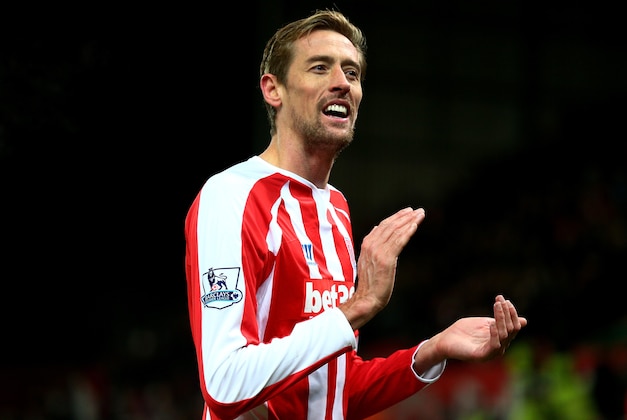 STOKE ON TRENT, ENGLAND - DECEMBER 06:  Peter Crouch of Stoke City applauds the fans at the end of the Barclays Premier League match between Stoke City and Arsenal  at the Britannia Stadium on December 6, 2014 in Stoke on Trent, England.  (Photo by Clive Mason/Getty Images)