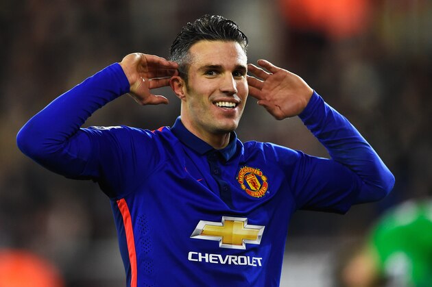 SOUTHAMPTON, ENGLAND - DECEMBER 08:  Robin van Persie of Manchester United celebrates scoring his second goal during the Barclays Premier League match between Southampton and Manchester United at St Mary's Stadium on December 8, 2014 in Southampton, England.  (Photo by Mike Hewitt/Getty Images)