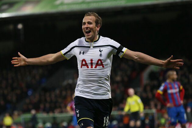Tottenham Hotspur’s Harry Kane celebrates after scoring a goal during the English Premier League soccer match between Crystal Palace and Tottenham Hotspur at Selhurst Park, London, England, Saturday, Jan. 10, 2015. (AP Photo/Tim Ireland)