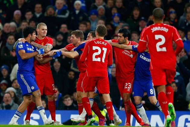 LONDON, ENGLAND - JANUARY 27:  Diego Costa of Chelsea clashes with Martin Skrtel, Steven Gerrard and Emre Can of Liverpool during the Capital One Cup Semi-Final second leg between Chelsea and Liverpool at Stamford Bridge on January 27, 2015 in London, England.  (Photo by Julian Finney/Getty Images)