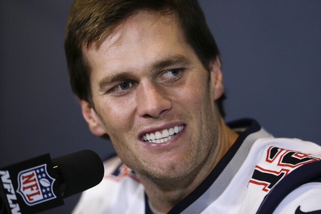 New England Patriots quarterback Tom Brady answers a question during a news conference Wednesday, Jan. 28, 2015, in Chandler, Ariz. The Patriots play the Seattle Seahawks in NFL football Super Bowl XLIX Sunday, Feb. 1, in Phoenix. (AP Photo/Mark Humphrey)