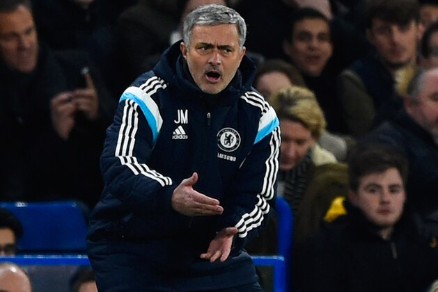 LONDON, ENGLAND - JANUARY 27:  Jose Mourinho manager of Chelsea on the touchline during the Capital One Cup Semi-Final second leg between Chelsea and Liverpool at Stamford Bridge on January 27, 2015 in London, England.  (Photo by Mike Hewitt/Getty Images)