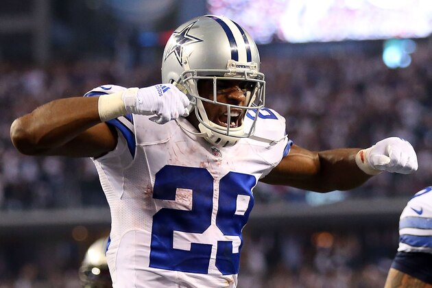 ARLINGTON, TX - JANUARY 04:  DeMarco Murray #29 of the Dallas Cowboys celebrates after running for a touchdown against the Detroit Lions during the second half of their NFC Wild Card Playoff game at AT&T Stadium on January 4, 2015 in Arlington, Texas.  (Photo by Ronald Martinez/Getty Images)