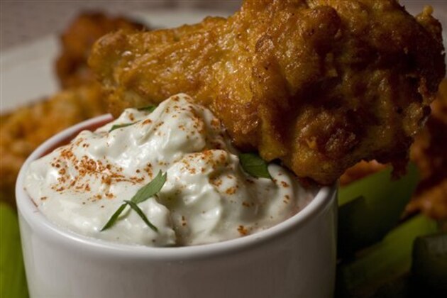 **FOR USE WITH AP LIFESTYLES**   Blow-your-mind Blue Cheese Dip is seen in this Sunday, Dec. 7, 2008 photo.  If it is wings at your Super Bowl party then this hearty, flavorful Blow-your-mind Blue Cheese Dip is a must to round out the snack. (AP Photo/Larry Crowe)