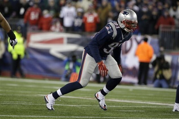 New England Patriots outside linebacker Jamie Collins (91) in the second half of an NFL divisional playoff football game against the Baltimore Ravens Saturday, Jan. 10, 2015, in Foxborough, Mass. (AP Photo/Steven Senne)