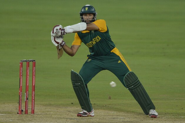South Africa's Hashim Amla takes a shot,  during the 5th one day international cricket match between South Africa and the West Indies in Pretoria, South Africa, Wednesday, Jan. 28, 2015. (AP Photo)