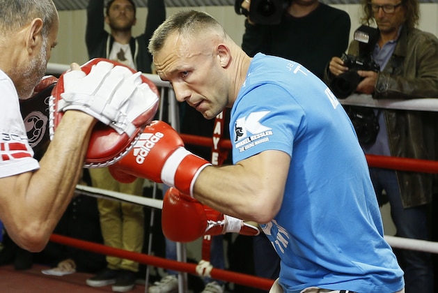 Mikkel Kessler trains during a media opportunity in London, Tuesday, May 21, 2013. Mikkel Kessler will fight against Carl Froch in a super-middleweight boxing match on May 25 in London. (AP Photo/Kirsty Wigglesworth)