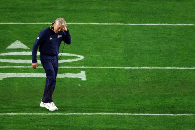 GLENDALE, AZ - FEBRUARY 01:  Head coach Pete Carroll of the Seattle Seahawks looks dejected after defeat to the New England Patriots during Super Bowl XLIX at University of Phoenix Stadium on February 1, 2015 in Glendale, Arizona. The Patriots defeated the Seahawks 28-24.  (Photo by Mike Ehrmann/Getty Images)