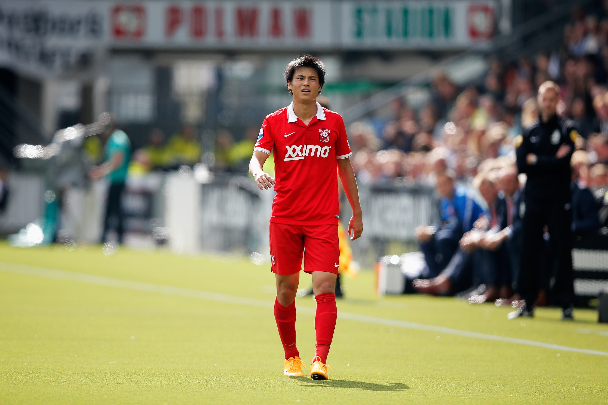 ALMELO, NETHERLANDS - SEPTEMBER 21:  Ryo Miyaichi of Twente in action during the Dutch Eredivisie match between Heracles Almelo and FC Twente at Polman Stadion on September 21, 2014 in Almelo, Netherlands.  (Photo by Dean Mouhtaropoulos/Getty Images)