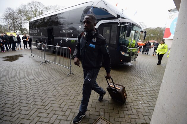 HULL, ENGLAND - JANUARY 31: Moussa Sissoko of Newcastle United arrives for the Barclays Premier League match between Hull City and Newcastle United at KC Stadium on January 31, 2015 in Hull, England.  (Photo by Nigel Roddis/Getty Images)