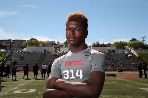 Jaylinn Hawkins is Expected to Sign with a Pac-12 Program