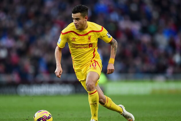 SUNDERLAND, ENGLAND - JANUARY 10: Philippe Coutinho of Liverpool in action during the Barclays Premier League match between Sunderland and Liverpool at Stadium of Light on January 10, 2015 in Sunderland, England.  (Photo by Laurence Griffiths/Getty Images)