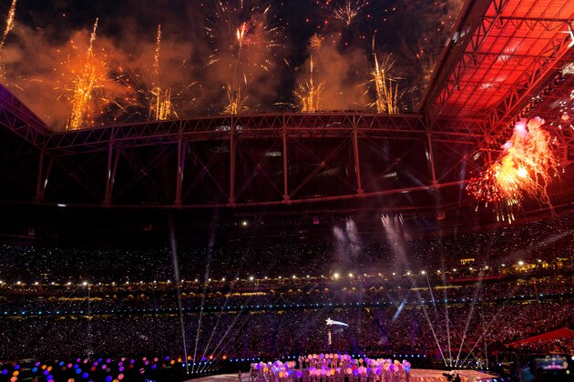 GLENDALE, AZ - FEBRUARY 01:  Recording artist Katy Perry performs onstage during the Pepsi Super Bowl XLIX Halftime Show at University of Phoenix Stadium on February 1, 2015 in Glendale, Arizona.  (Photo by Christopher Polk/Getty Images)