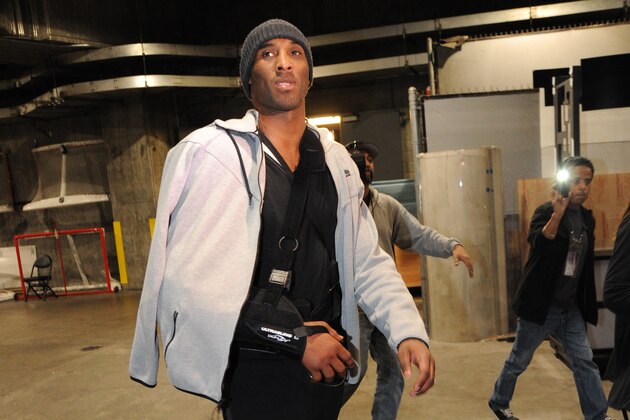 LOS ANGELES, CA - JANUARY 29: Kobe Bryant #24 of the Los Angeles Lakers arrives at the arena before a game against the Chicago Bulls at STAPLES Center on January 29, 2015 in Los Angeles, California. NOTE TO USER: User expressly acknowledges and agrees that, by downloading and/or using this Photograph, user is consenting to the terms and conditions of the Getty Images License Agreement. Mandatory Copyright Notice: Copyright 2015 NBAE (Photo by Andrew D. Bernstein/NBAE via Getty Images)