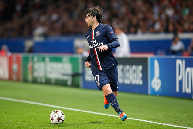 PARIS, FRANCE - SEPTEMBER 30:  Maxwell of PSG in action during the Group F UEFA Champions League match between Paris Saint-Germain v FC Barcelona held at Parc des Princes on September 30, 2014 in Paris, France.  (Photo by Dean Mouhtaropoulos/Getty Images)