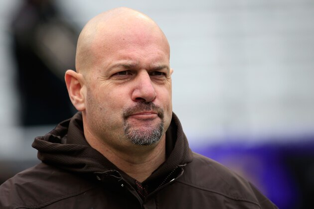 BALTIMORE, MD - DECEMBER 28:  Head coach Mike Pettine of the Cleveland Browns takes the field before the start of their game against the Baltimore Ravens at M&T Bank Stadium on December 28, 2014 in Baltimore, Maryland.  (Photo by Rob Carr/Getty Images)