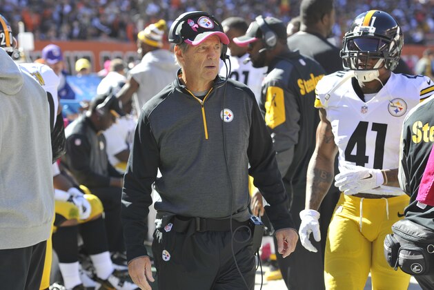 Pittsburgh Steelers defensive coordinator Dick LeBeau walks on the sideline during an NFL football game against the Cleveland Browns Sunday, Oct. 12, 2014, in Cleveland. Cleveland won 31-10. (AP Photo/David Richard)