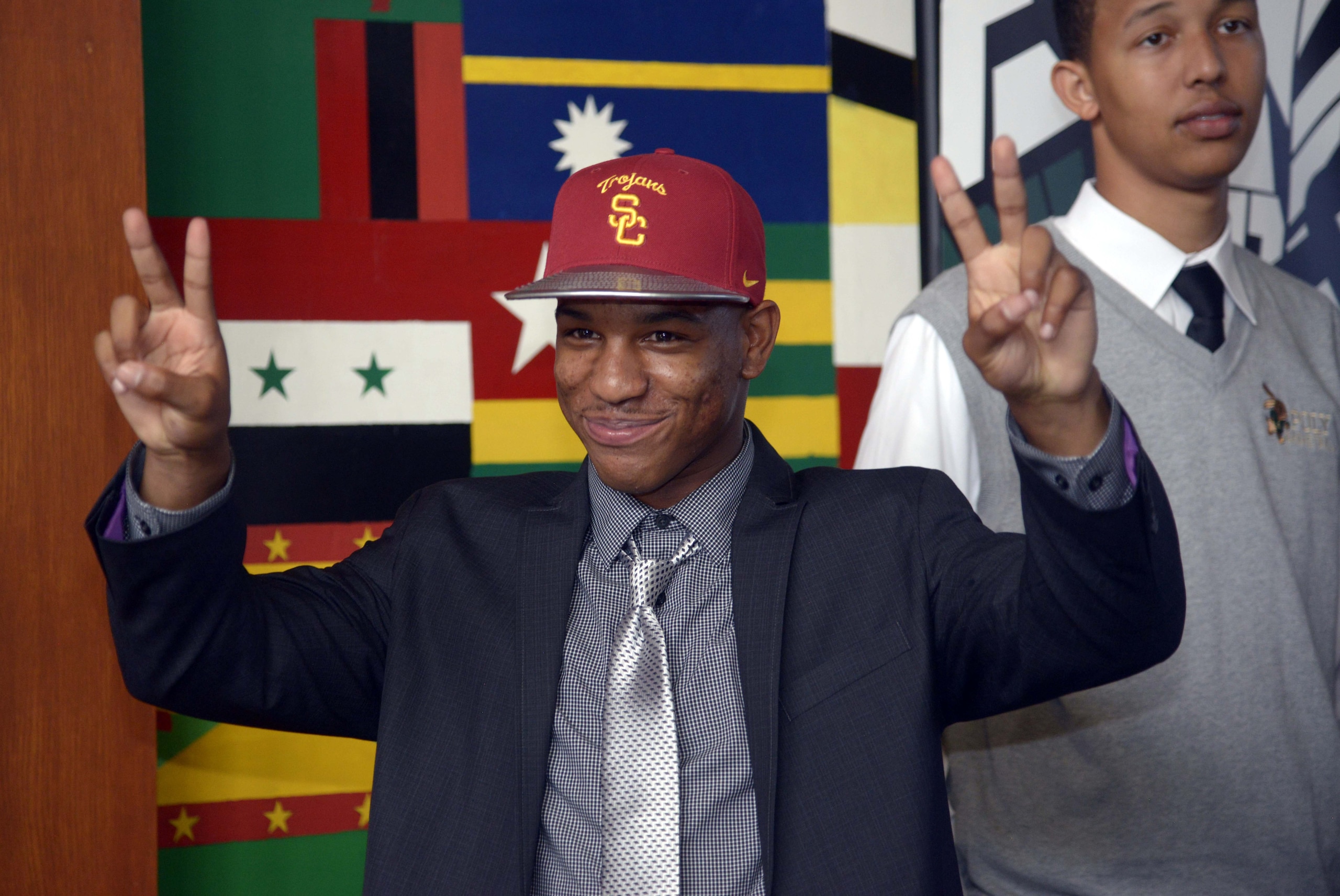 Feb 4, 2015; Long Beach, CA, USA; Long Beach Poly High Jackrabbits cornerback Inman Marshall (left) poses wtih basketball player Jordan Dallas after announcing his decision to attend the University of Southern California at press conference at Long Beach Poly. Mandatory Credit: Kirby Lee-USA TODAY Sports Feb 4, 2015; Long Beach, CA, USA; Long Beach Poly High Jackrabbits cornerback Inman Marshall (left) poses wtih basketball player Jordan Dallas after announcing his decision to attend the University of Southern California at press conference at Long Beach Poly. Mandatory Credit: Kirby Lee-USA TODAY Sports
