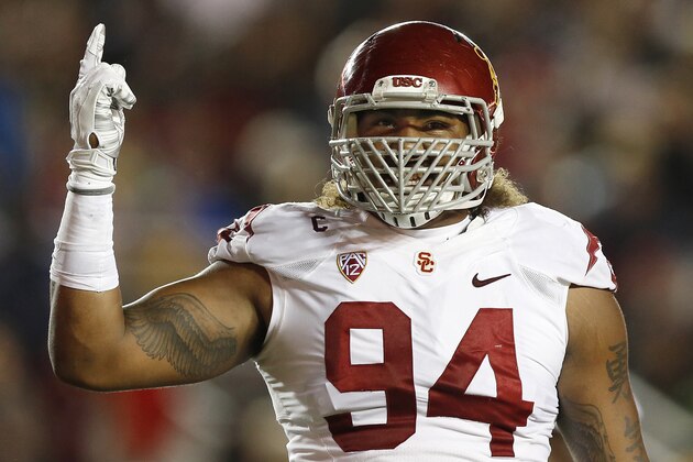 CHESTNUT HILL, MA - SEPTEMBER 13: Defensive end Leonard Williams #94 of the USC Trojans during the first half against the Boston College Eagles at Alumni Stadium on September 13, 2014 in Chestnut Hill, Massachusetts.  (Photo by Winslow Townson/Getty Images)