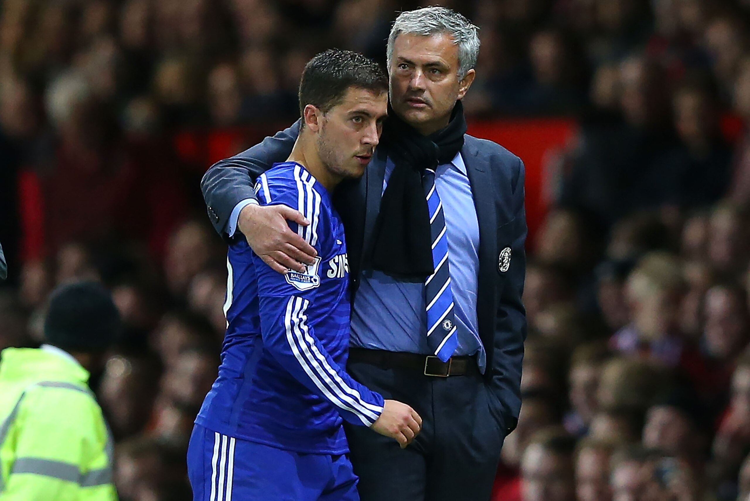 MANCHESTER, ENGLAND - OCTOBER 26: Chelsea Manager Jose Mourinho embraces Eden Hazard during the Barclays Premier League match between Manchester United and Chelsea at Old Trafford on October 26, 2014 in Manchester, England. (Photo by Alex Livesey/Getty Images) MANCHESTER, ENGLAND - OCTOBER 26: Chelsea Manager Jose Mourinho embraces Eden Hazard during the Barclays Premier League match between Manchester United and Chelsea at Old Trafford on October 26, 2014 in Manchester, England. (Photo by Alex Livesey/Getty Images)