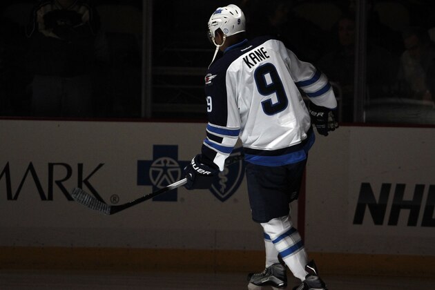 PITTSBURGH, PA - JANUARY 27:  Evander Kane #9 of the Winnipeg Jets skates during the game against the Pittsburgh Penguins at Consol Energy Center on January 27, 2015 in Pittsburgh, Pennsylvania.  (Photo by Justin K. Aller/Getty Images)