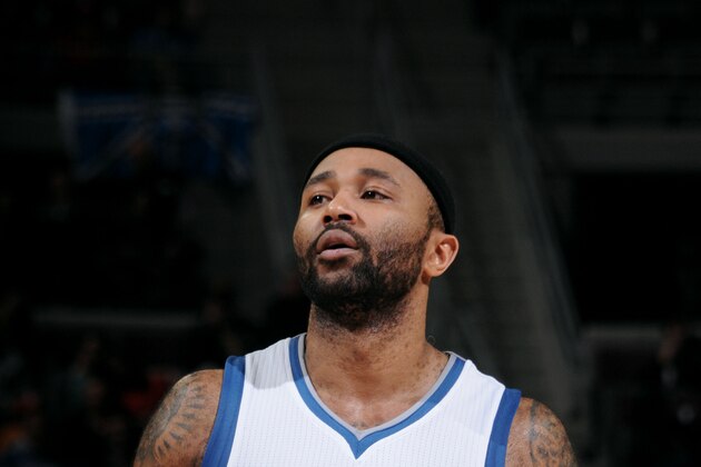 AUBURN HILLS, MI - FEBRUARY 8: Mo Williams #25 of the Minnesota Timberwolves stands on the court during a game against the Detroit Pistons on February 8, 2015 at The Palace of Auburn Hills in Auburn Hills, Michigan. NOTE TO USER: User expressly acknowledges and agrees that, by downloading and/or using this photograph, User is consenting to the terms and conditions of the Getty Images License Agreement.  Mandatory Copyright Notice: Copyright 2015 NBAE (Photo by D. Williams/Einstein/NBAE via Getty Images)