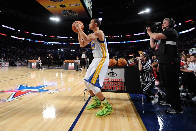 NEW ORLEANS, LA - FEBRUARY 15:  Stephen Curry #30 of the Golden State Warriors participates in the Foot Locker Three-Point Contest on State Farm All-Star Saturday Night as part of the 2014 All-Star Weekend at Smoothie King Center on February 15, 2014 in New Orleans, Louisiana. NOTE TO USER: User expressly acknowledges and agrees that, by downloading and/or using this photograph, user is consenting to the terms and conditions of the Getty Images License Agreement.  Mandatory Copyright Notice: Copyright 2014 NBAE (Photo by Noah Graham/NBAE via Getty Images)
