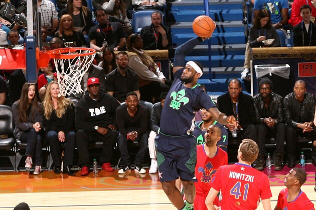 NEW ORLEANS, LA - FEBRUARY 16: LeBron James #6 of the Eastern Conference All-Stars dunks during the 2014 NBA All-Star Game as part of the 2014 All-Star Weekend at Smoothie King Center on February 16, 2014 in New Orleans, Louisiana. NOTE TO USER: User expressly acknowledges and agrees that, by downloading and/or using this photograph, user is consenting to the terms and conditions of the Getty Images License Agreement.  Mandatory Copyright Notice: Copyright 2014 NBAE (Photo by Nathaniel S. Butler/NBAE via Getty Images)