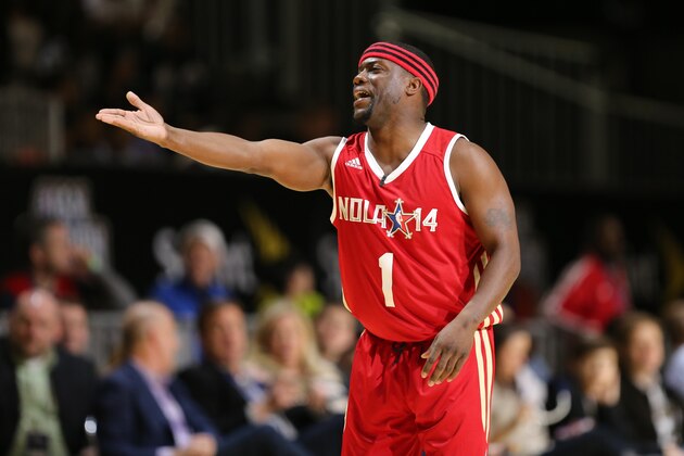 NEW ORLEANS, LA - FEBRUARY 14: Comedian Kevin Hart of the West Team reacts to a play during the Sprint NBA All-Star Celebrity Game at Sprint Arena during the 2014 NBA All-Star Jam Session at the Ernest N. Morial Convention Center on February 14, 2014 in New Orleans, Louisiana. NOTE TO USER: User expressly acknowledges and agrees that, by downloading and/or using this photograph, user is consenting to the terms and conditions of the Getty Images License Agreement.  Mandatory Copyright Notice: Copyright 2014 NBAE (Photo by Joe Murphy/NBAE via Getty Images)