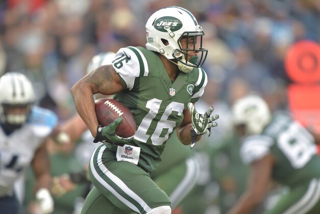 Dec 14, 2014; Nashville, TN, USA; New York Jets wide receiver Percy Harvin (16) carries the ball against the Tennessee Titans during the first half at LP Field. Mandatory Credit: Don McPeak-USA TODAY Sports