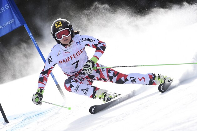 BEAVER CREEK, CO - FEBRUARY 12: (FRANCE OUT) Anna Fenninger of Austria competes during the FIS Alpine World Ski Championships Women's Giant Slalom on February 12, 2015 in Beaver Creek, CO. (Photo by Alain Grosclaude/Agence Zoom/Getty Images)