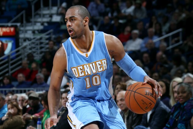 NEW ORLEANS, LA -  JANUARY 28: Arron Afflalo #10 of the Denver Nuggets drives against the New Orleans Pelicans on January 28, 2015 at Smoothie King Center in New Orleans, Louisiana. NOTE TO USER: User expressly acknowledges and agrees that, by downloading and or using this Photograph, user is consenting to the terms and conditions of the Getty Images License Agreement. Mandatory Copyright Notice: Copyright 2015 NBAE (Photo by Layne Murdoch Jr./NBAE via Getty Images)