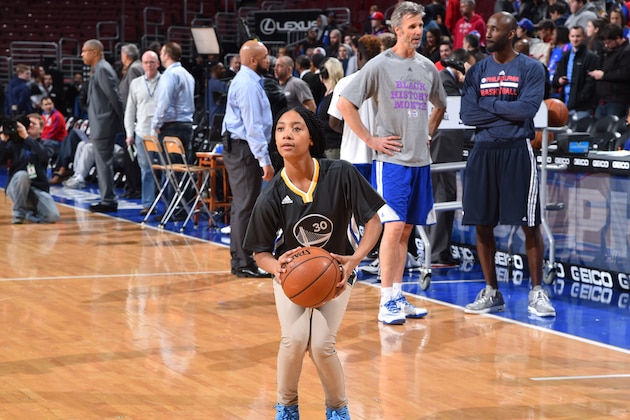 PHILADELPHIA, PA - FEBRUARY 9:  Mo'ne Davis Little League star shoots around prior to the game against the Philadelphia 76ers at Wells Fargo Center on February 9, 2015 in Philadelphia, Pennsylvania NOTE TO USER: User expressly acknowledges and agrees that, by downloading and/or using this Photograph, user is consenting to the terms and conditions of the Getty Images License Agreement. Mandatory Copyright Notice: Copyright 2015 NBAE (Photo by Jesse D. Garrabrant/NBAE via Getty Images)
