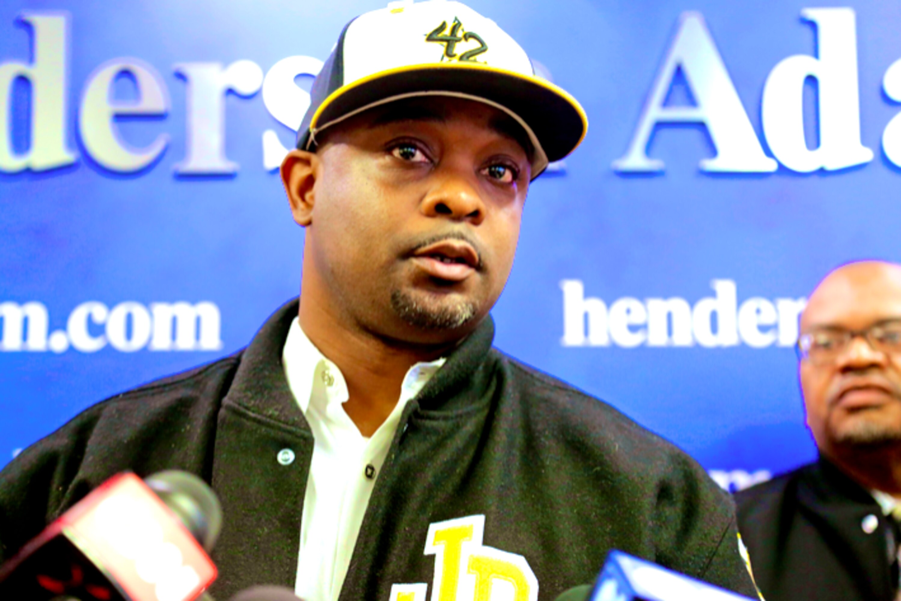 Jackie Robinson Jersey from Rookie Season Sells for $2.05M at Auction, image size:2998x2000