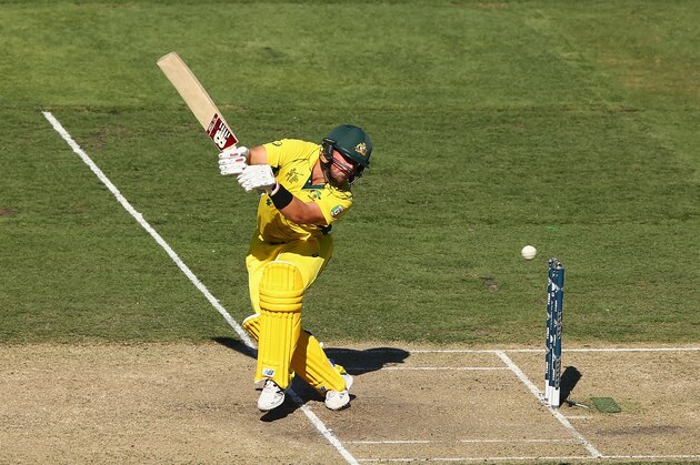 MELBOURNE, AUSTRALIA - FEBRUARY 14:  Aaron Finch of Australia bats during the 2015 ICC Cricket World Cup match between England and Australia at Melbourne Cricket Ground on February 14, 2015 in Melbourne, Australia.  (Photo by Robert Cianflone/Getty Images)