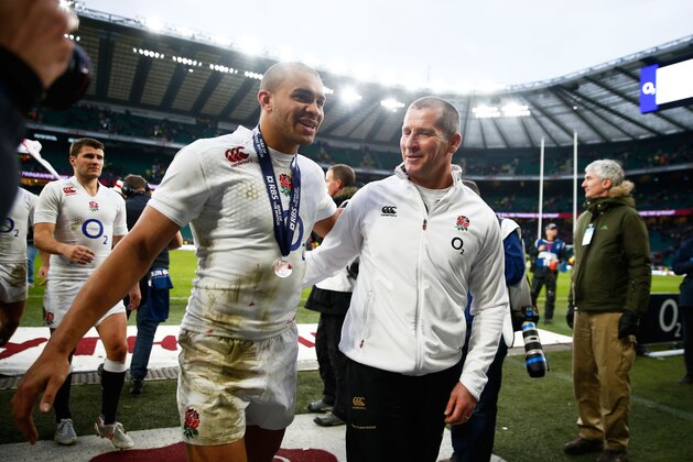 LONDON, ENGLAND - FEBRUARY 14:  England head coach Stuart Lancaster congratulates Jonathan Joseph of England after the RBS Six Nations match between England and Italy at Twickenham Stadium on February 14, 2015 in London, England.  (Photo by Paul Gilham/Getty Images)