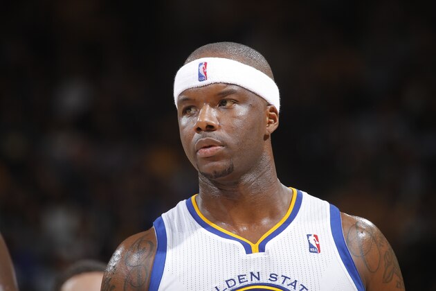 OAKLAND, CA - MARCH 28: Jermaine O'Neal #7 of the Golden State Warriors while facing the Memphis Grizzlies on March 28, 2014 at Oracle Arena in Oakland, California. NOTE TO USER: User expressly acknowledges and agrees that, by downloading and or using this photograph, user is consenting to the terms and conditions of Getty Images License Agreement. Mandatory Copyright Notice: Copyright 2014 NBAE (Photo by Rocky Widner/NBAE via Getty Images)