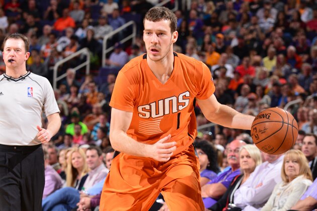 PHOENIX, AZ - FEBRUARY 6: Goran Dragic #1 of the Phoenix Suns handles the ball against the Utah Jazz on February 6, 2015 at U.S. Airways Center in Phoenix, Arizona. NOTE TO USER: User expressly acknowledges and agrees that, by downloading and or using this photograph, user is consenting to the terms and conditions of the Getty Images License Agreement. Mandatory Copyright Notice: Copyright 2015 NBAE (Photo by Barry Gossage/NBAE via Getty Images)