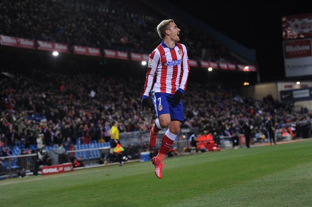 MADRID, SPAIN - JANUARY 24:  Antoine Griezmann of Club Atletico de Madrid celebrates after scoring his team's 2nd goal during the La Liga match between Club Atletico de Madrid and Rayo Vallecano de Madrid   at Vicente Calderon Stadium on January 24, 2015 in Madrid, Spain.  (Photo by Denis Doyle/Getty Images)