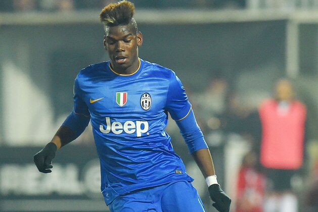 CESENA, ITALY - FEBRUARY 15:   Paul Pogba of Juventus in action during the Serie A match between AC Cesena and Juventus FC at Dino Manuzzi Stadium on February 15, 2015 in Cesena, Italy.  (Photo by Giuseppe Bellini/Getty Images)