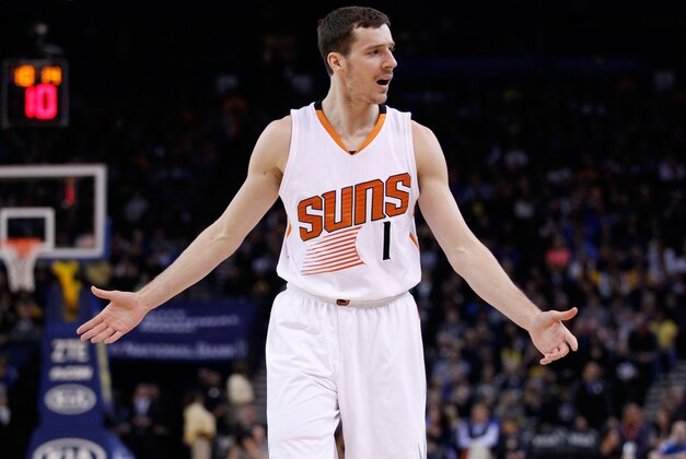 Jan 31, 2015; Oakland, CA, USA; Phoenix Suns guard Goran Dragic (1) looks for a foul call against the Golden State Warriors in the first quarter at Oracle Arena. Mandatory Credit: Cary Edmondson-USA TODAY Sports