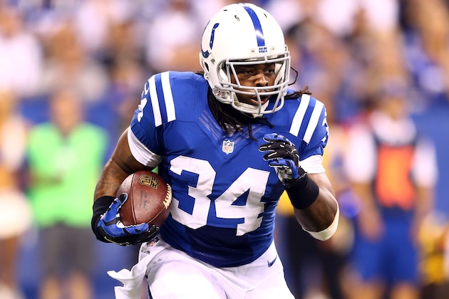 INDIANAPOLIS, IN - SEPTEMBER 15: Running back Trent Richardson #34 of the Indianapolis Colts carries the ball against the Philadelphia Eagles during a game at Lucas Oil Stadium on September 15, 2014 in Indianapolis, Indiana.  (Photo by Andy Lyons/Getty Images)
