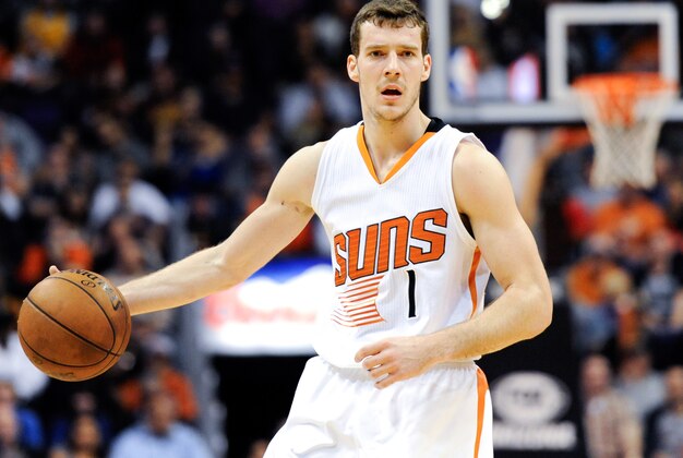 Jan 13, 2015; Phoenix, AZ, USA; Phoenix Suns guard Goran Dragic (1) dribbles the ball during the fourth quarter against the Cleveland Cavaliers at US Airways Center. Phoenix won 107-100. Mandatory Credit: Casey Sapio-USA TODAY Sports