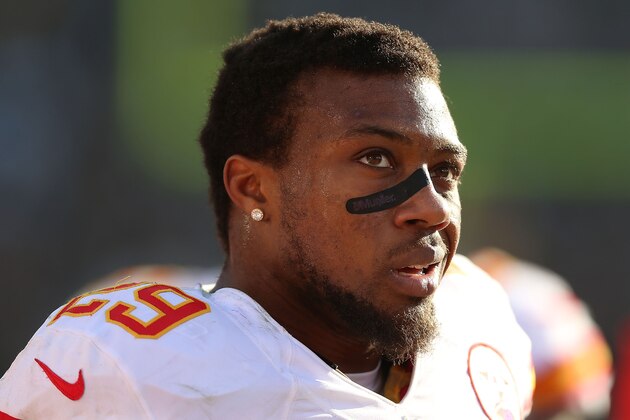 OAKLAND, CA - DECEMBER 15:  Eric Berry #29 of the Kansas City Chiefs looks on against the Oakland Raiders at O.co Coliseum on December 15, 2013 in Oakland, California.  (Photo by Jed Jacobsohn/Getty Images)