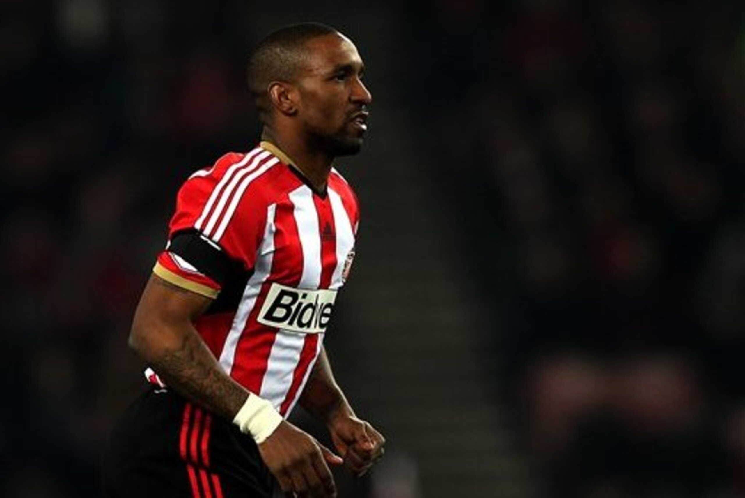 Sunderland's Jermain Defoe during their English Premier League soccer match between Sunderland and Queens Park Rangers at the Stadium of Light, Sunderland, England, Tuesday, Feb. 10, 2015. (AP Photo/Scott Heppell)